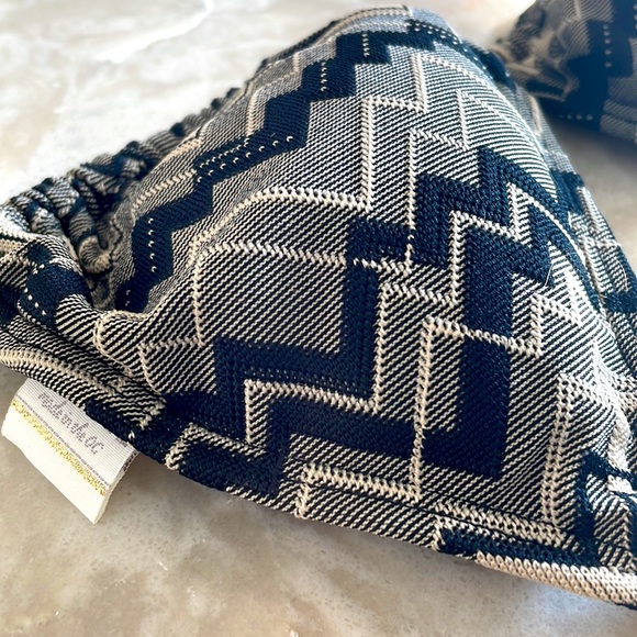 L *Space plaid pattern tan cream black zig zag beige triangle string bikini top - Picture 2 of 10